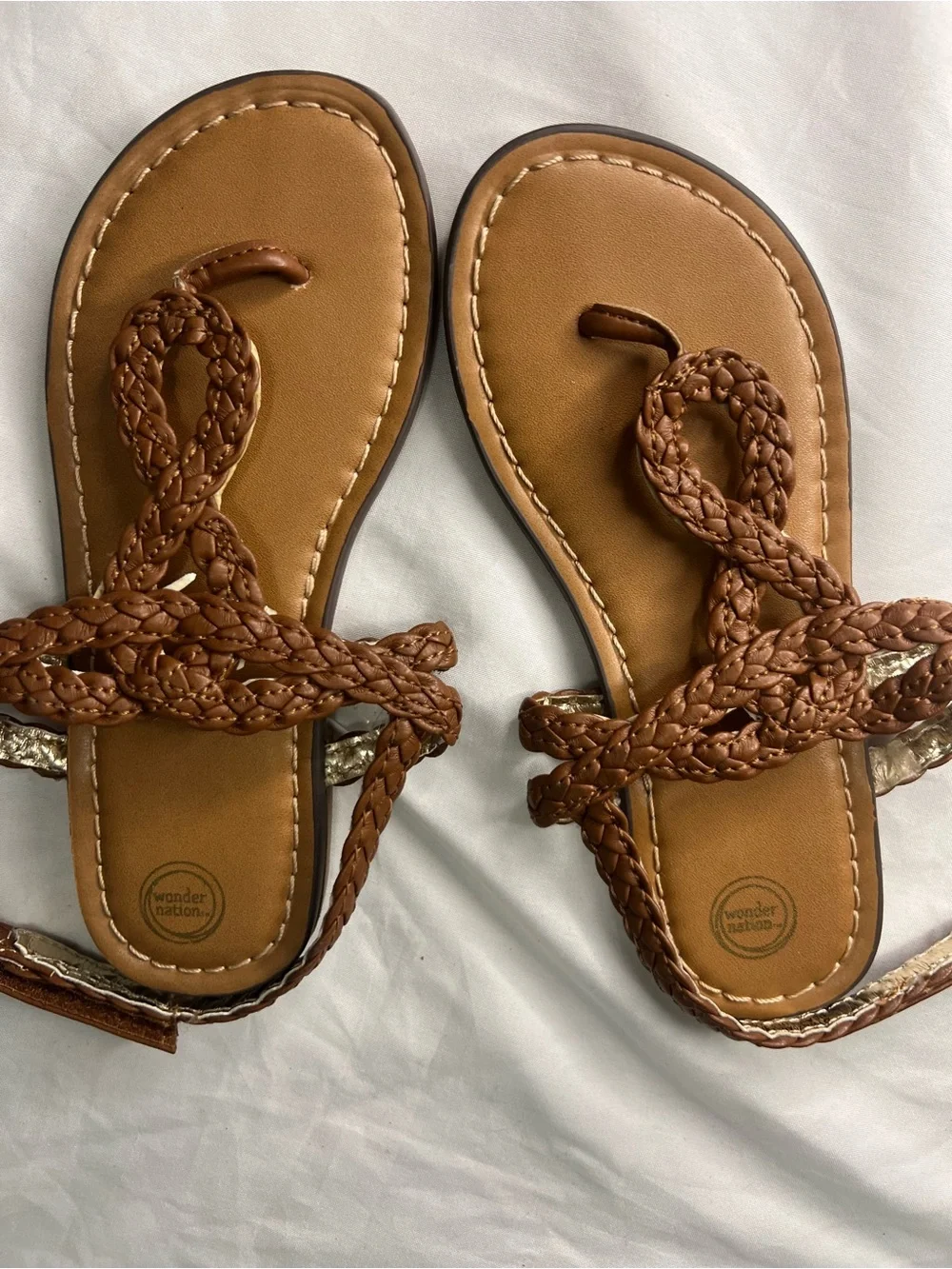 wonder nation Braided Toe Loop Sandals in Brown